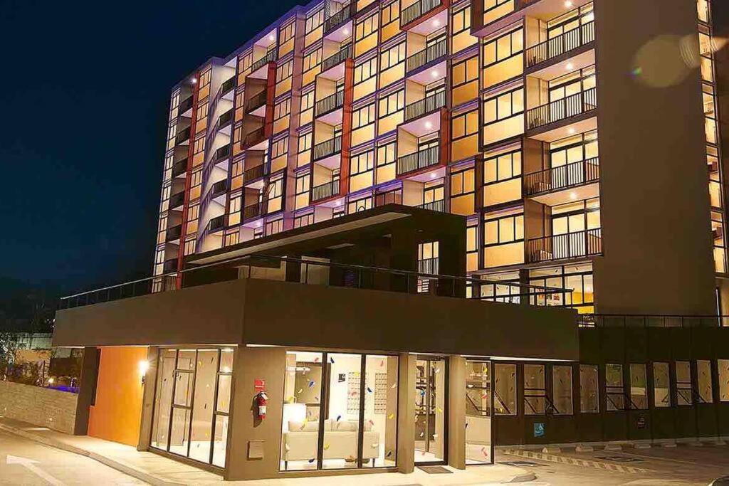 Avitat Joy City &Volcano View 2Brm Pool &Gym San Salvador Bagian luar foto